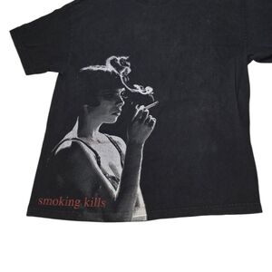 Vintage Preowned GRW Adult XL Black Graphic Tee with Smoking Kills Design